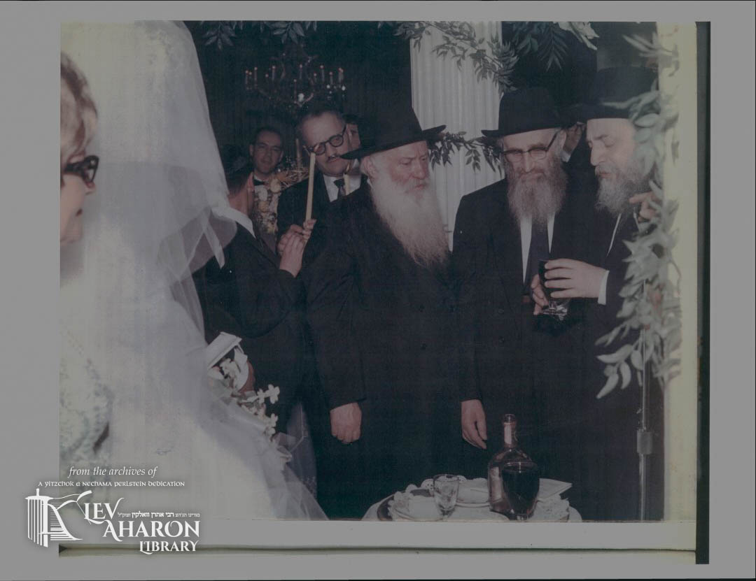Rav Shmuel Dovid Walkin, Rav Chaim Stein, Rav Yisroel Yitzchok Piekarski